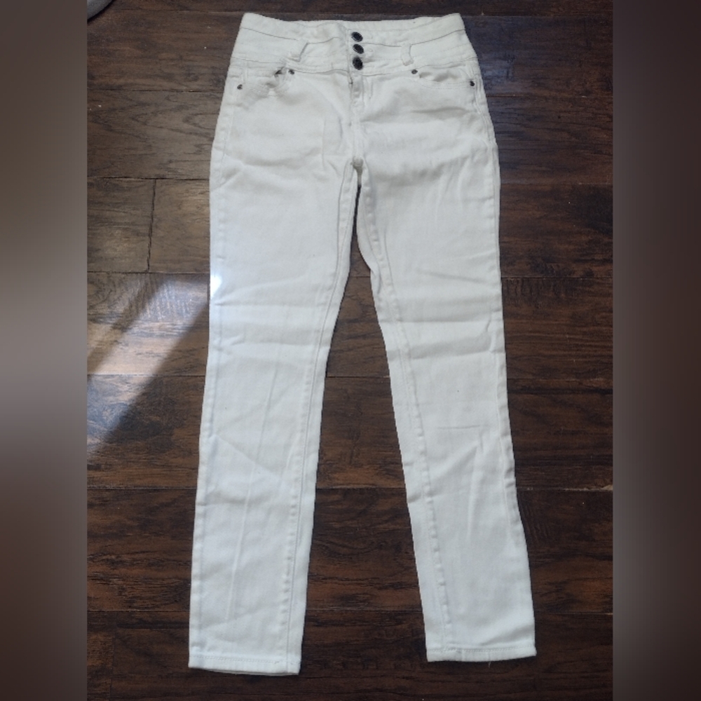 Rue21 Women's Off-White Skinny Jeans Size 7/8R...